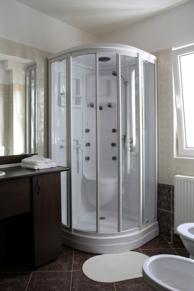 Greenville Shower Installation